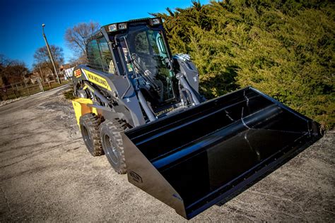 how many cubic yards in a skid steer bucket|standard skid steer bucket size.